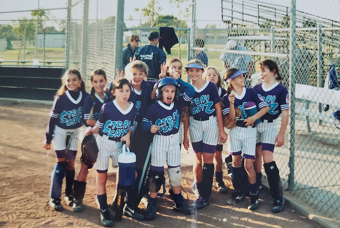 Crazii Paisleys “Stray Catz”